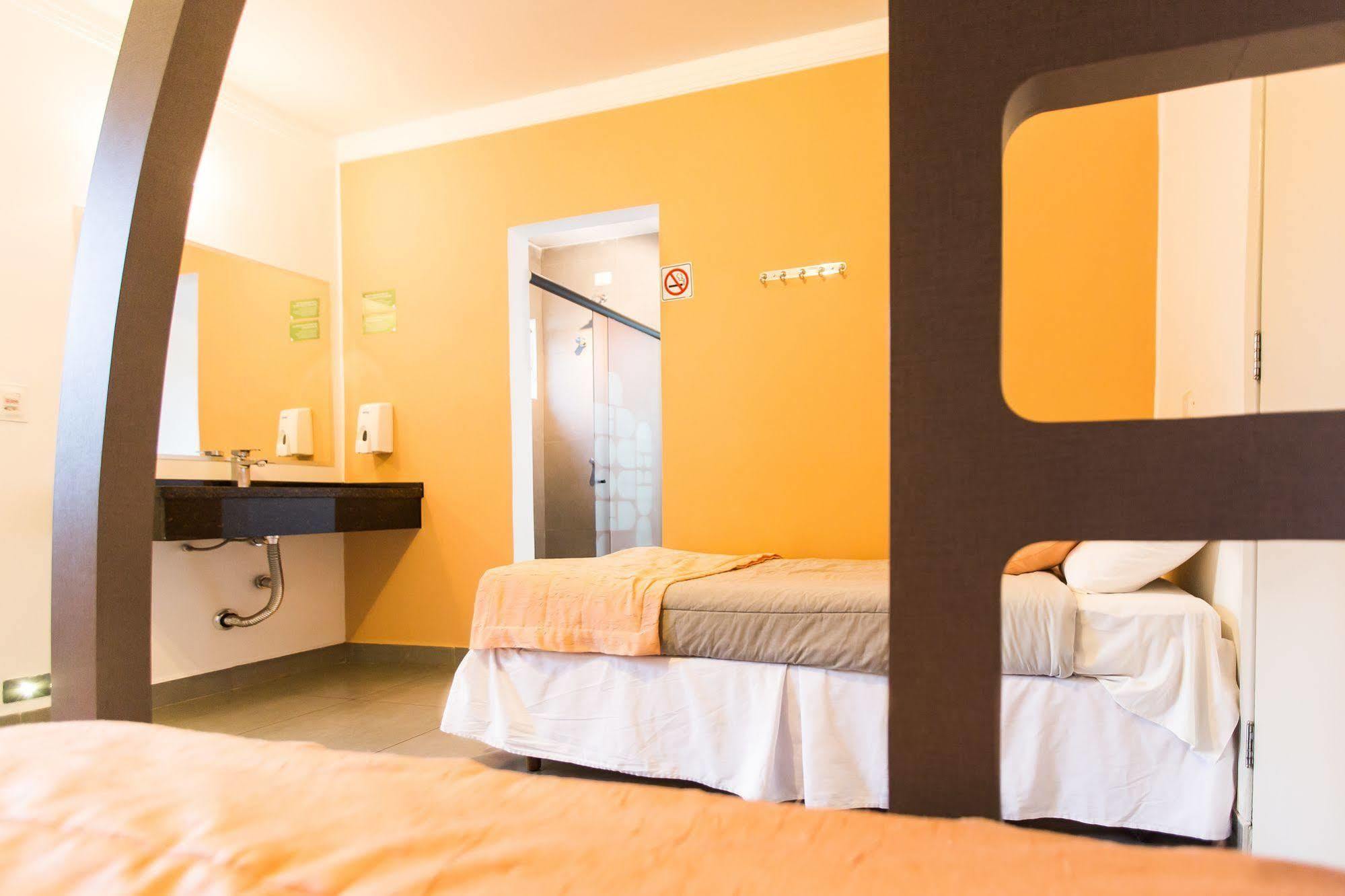 Concept Design Hostel & Suites ฟอสดูอีกวาซู ภายนอก รูปภาพ