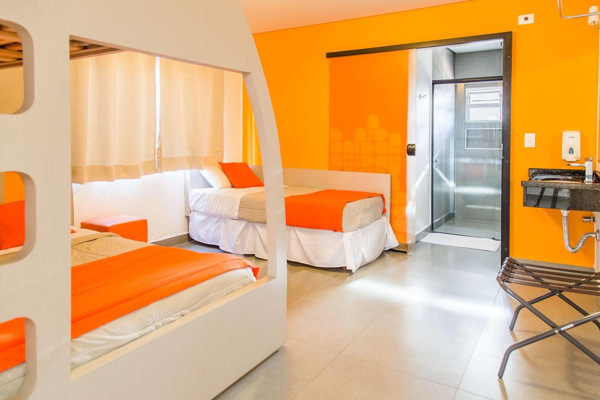 Concept Design Hostel & Suites ฟอสดูอีกวาซู ภายนอก รูปภาพ