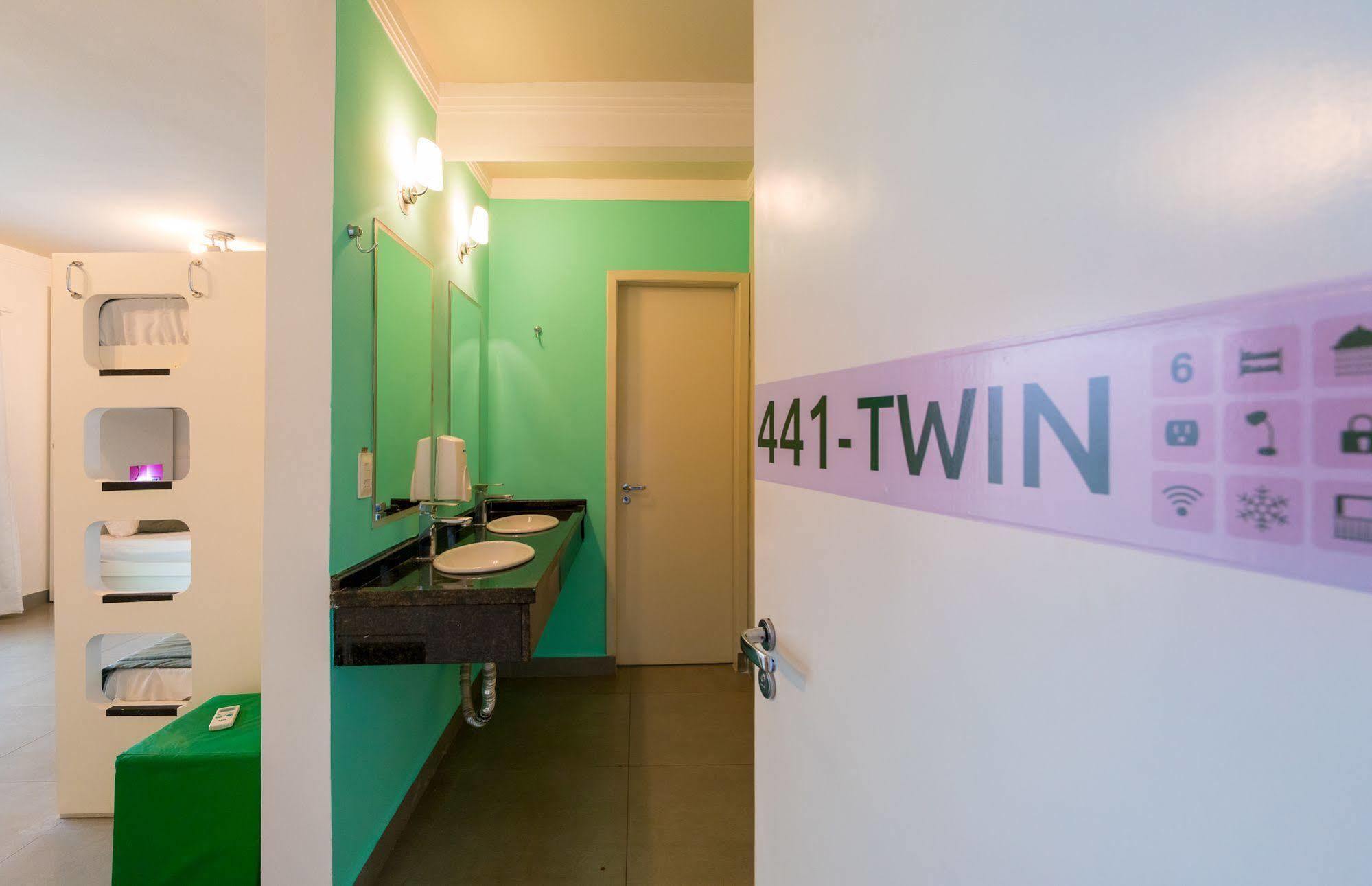 Concept Design Hostel & Suites ฟอสดูอีกวาซู ภายนอก รูปภาพ